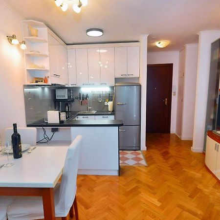 One Bedroom Apartment Terrace Parking Split Ngoại thất bức ảnh