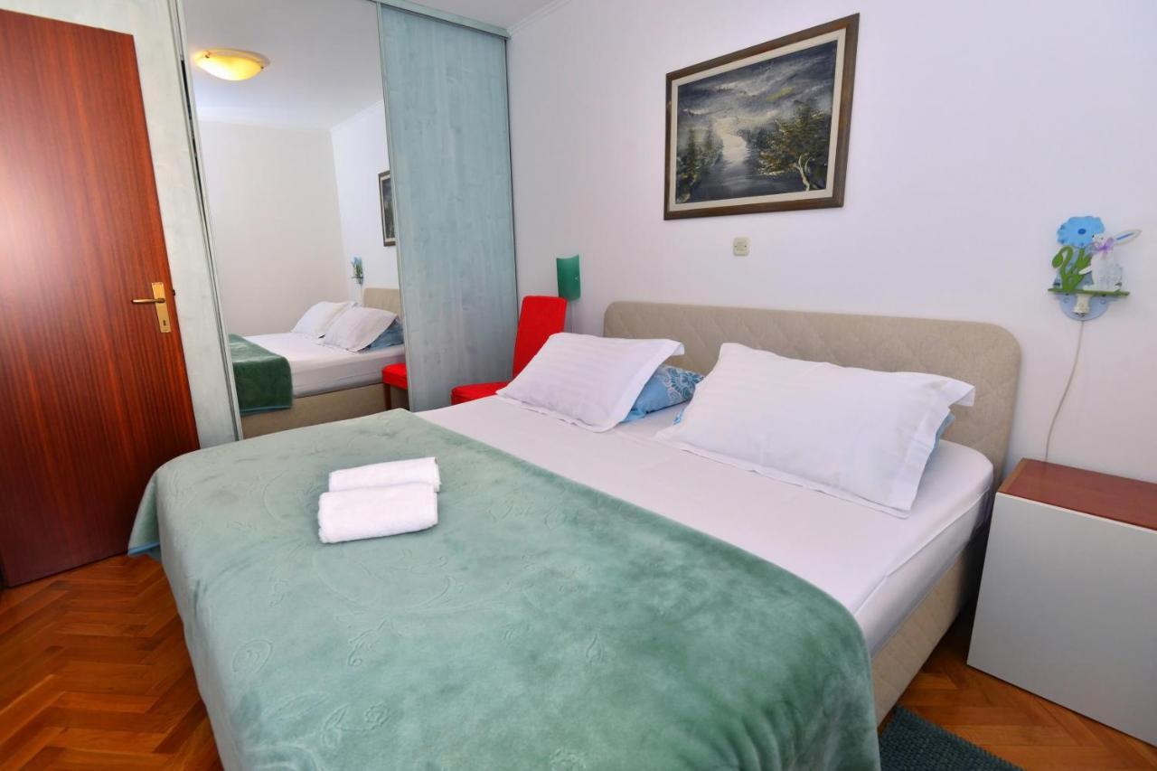 One Bedroom Apartment Terrace Parking Split Ngoại thất bức ảnh
