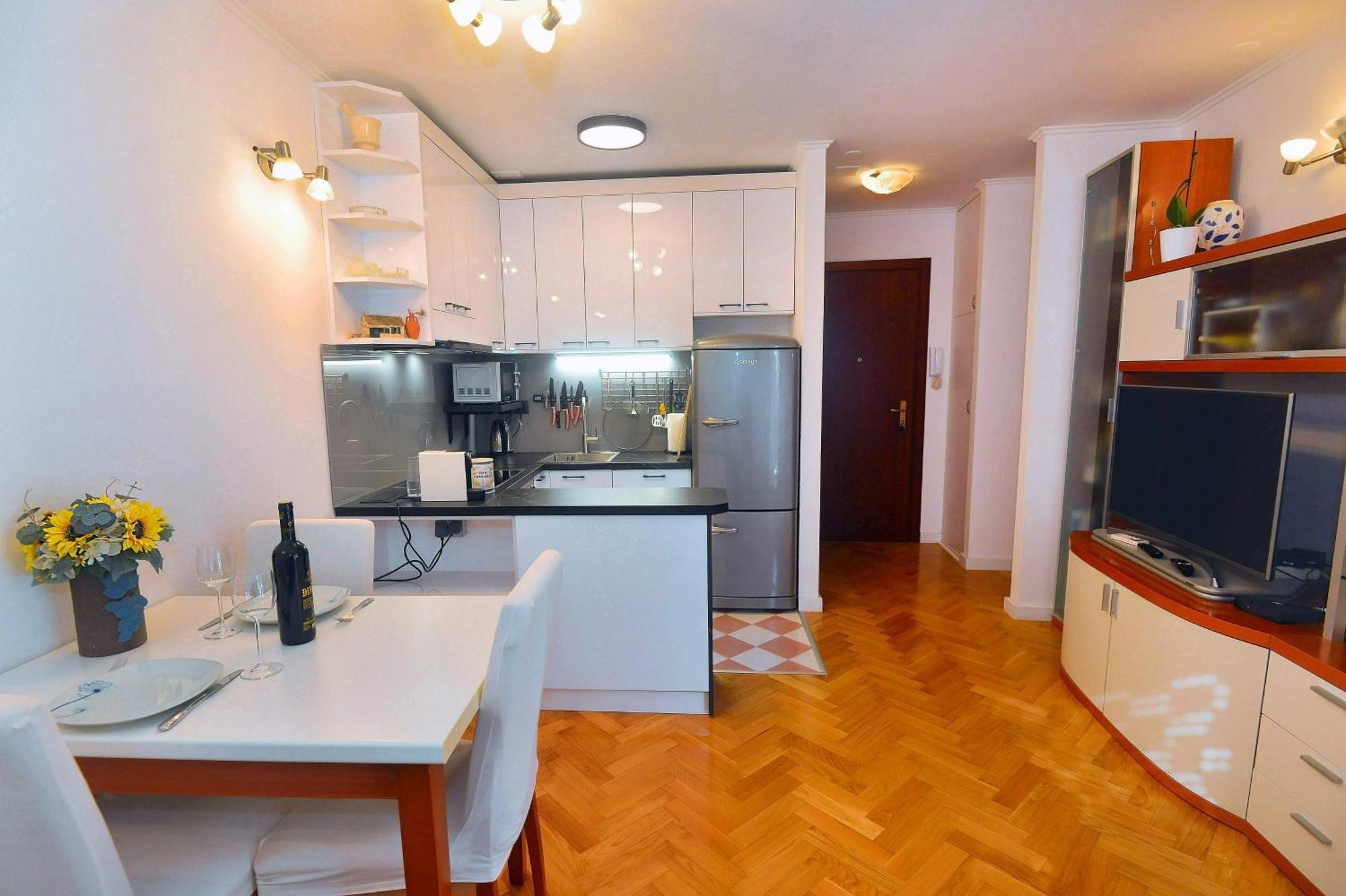 One Bedroom Apartment Terrace Parking Split Ngoại thất bức ảnh